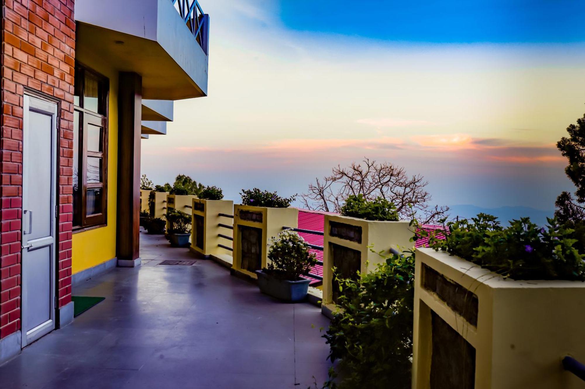 Green N Breeze Resorts มัสซูรี ภายนอก รูปภาพ